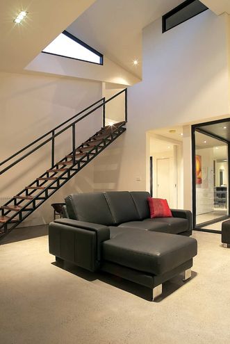 Jones House by Kavellaris Urban Design (via Lunchbox Architect)